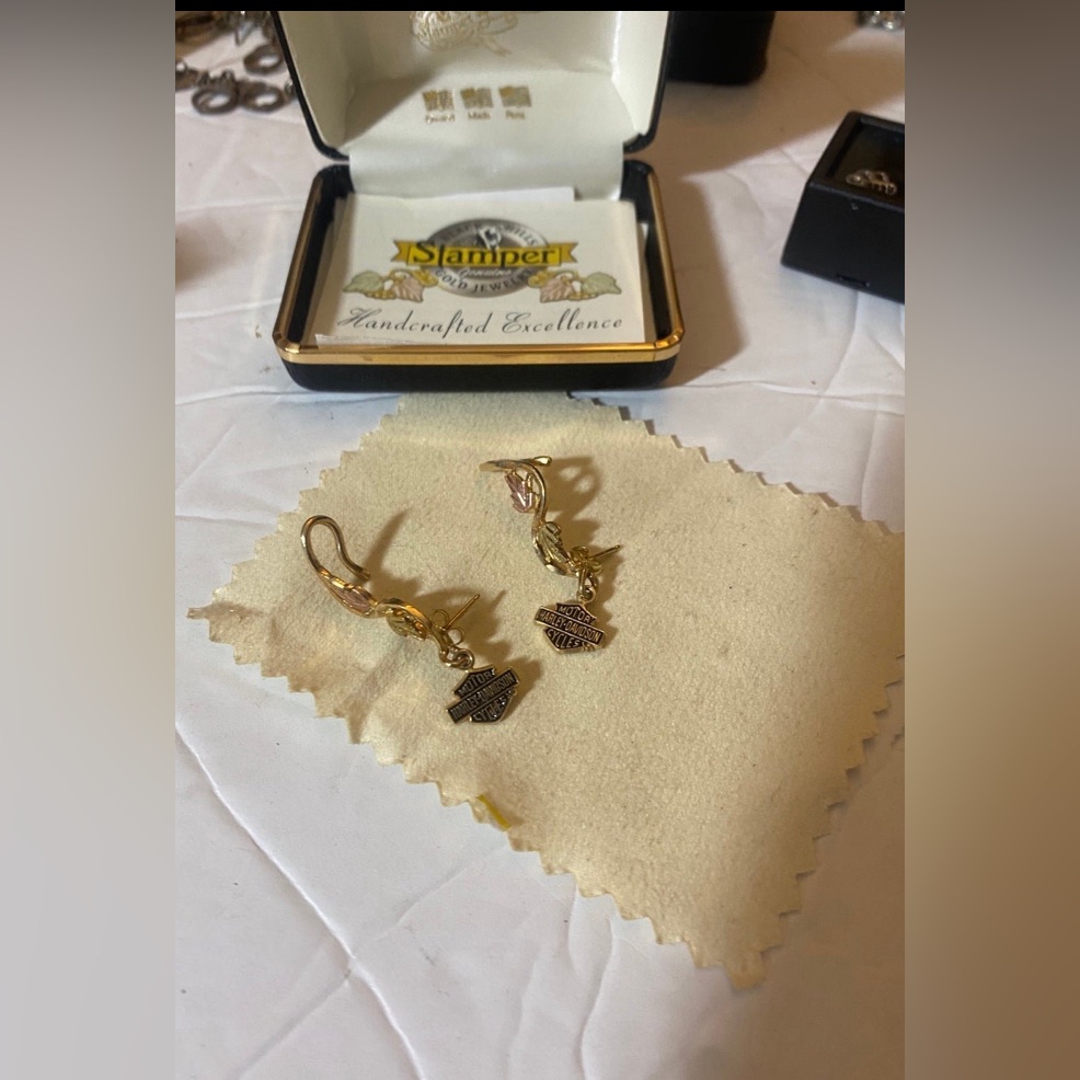 Harley Davidson Vintage Earring Climbers 10kt 350$